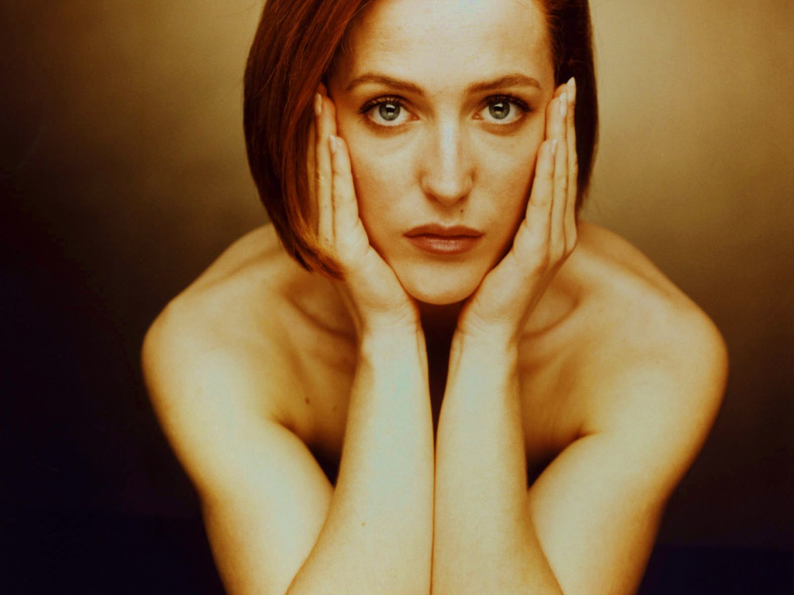 Gillian Anderson 954